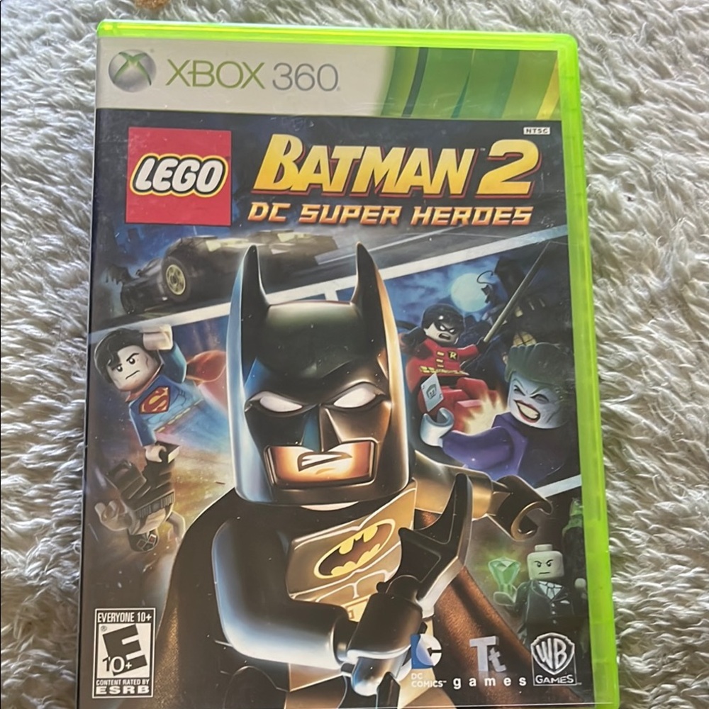 LEGO Batman 2: DC Super Heroes for Xbox 360 - Green Case EUC